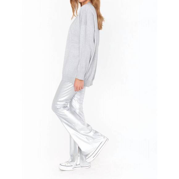 NEW SHOW ME YOUR MUMU nashville pull on flare pant in silver - Picture 2 of 3